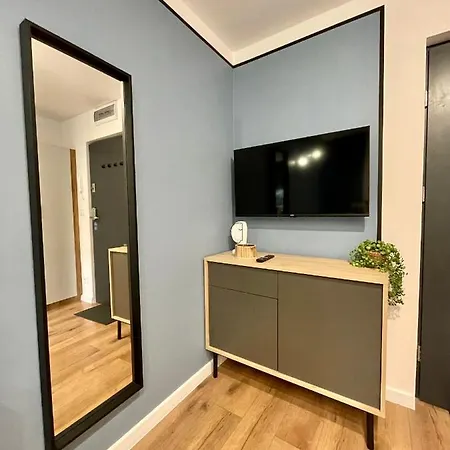 Διαμέρισμα Przytulne Mieszkanie W Centrum Miasta